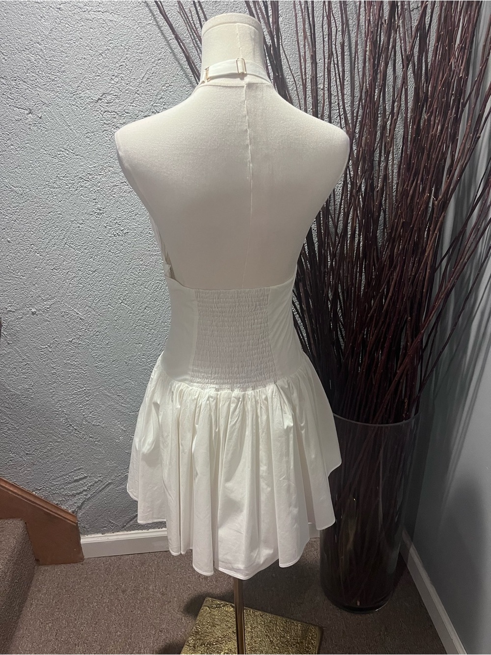 🌺OH POLLY JESSALIE WHIITE HALTER NECK MINI DRESS SIZE 4🌺 - Picture 4 of 7